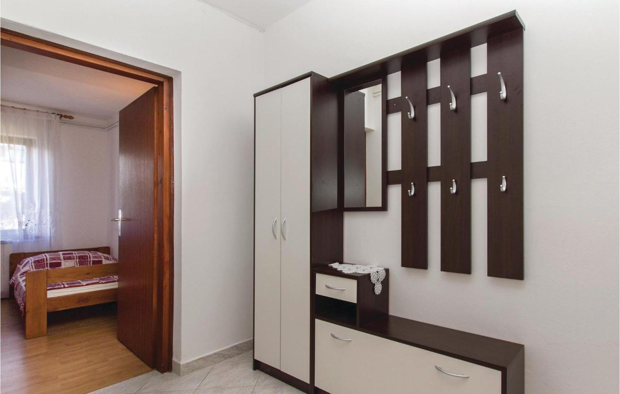 Awesome Apartment In Labin With Wifi Rasa Экстерьер фото